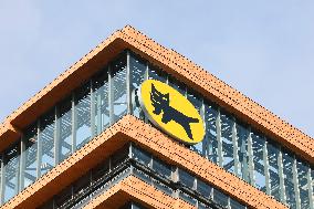 Yamato Transport signage and logo